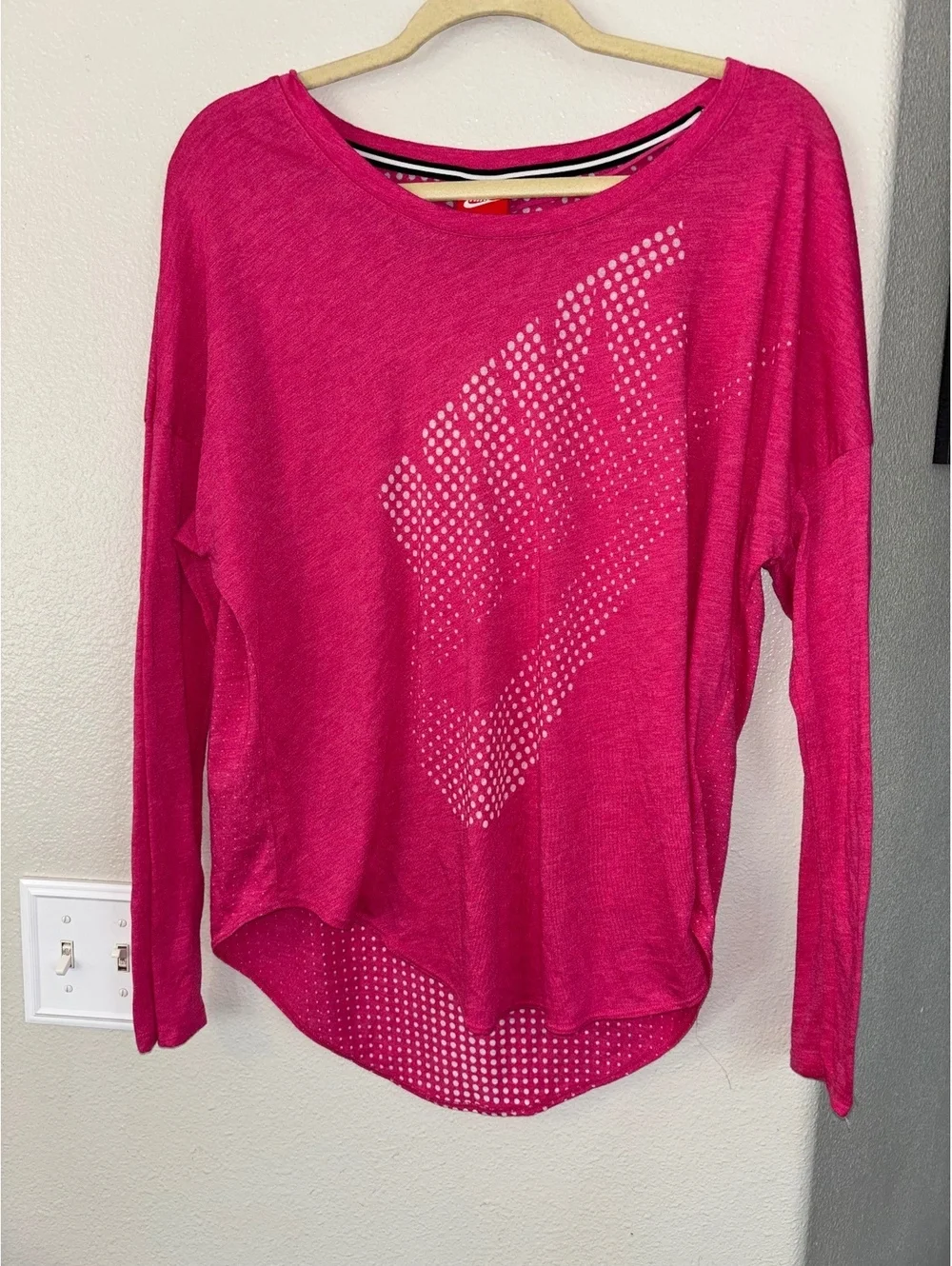 Women's Long Sleeve Burnout Running Top Pink Dotted Swoosh Size Large